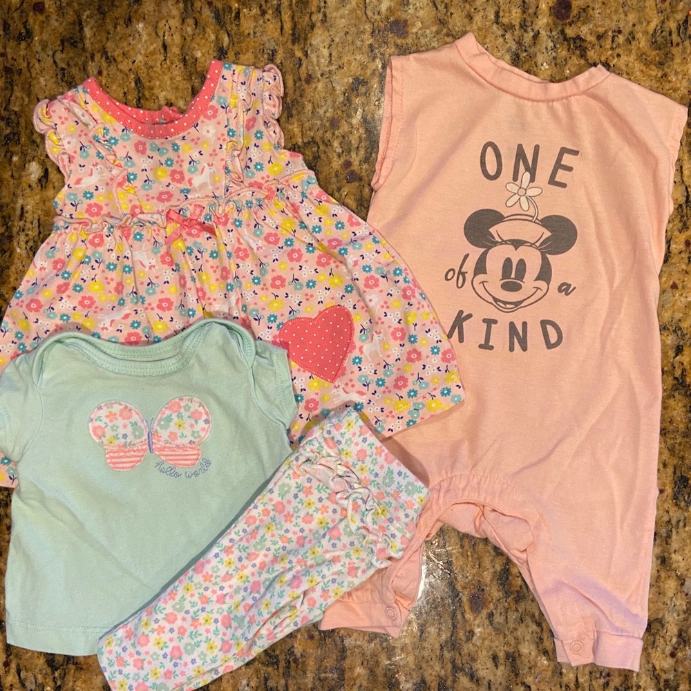 Baby Girls Outfits Lot Size Newborn EUC
